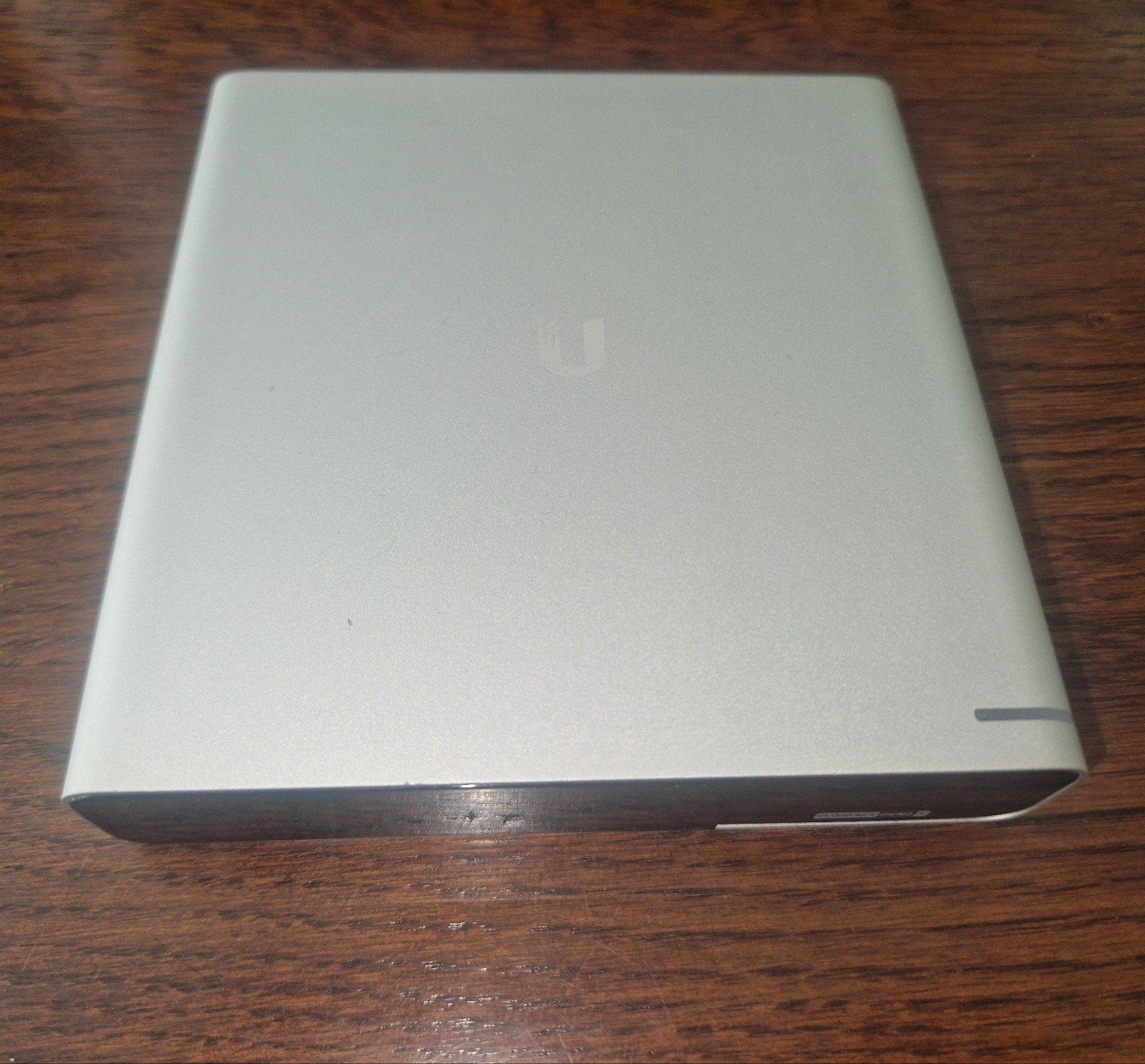 Ubiquiti UniFi Cloud Key Gen2 Plus (zonder schijf), Verzenden, HDD, Zo goed als nieuw, Ubiquiti