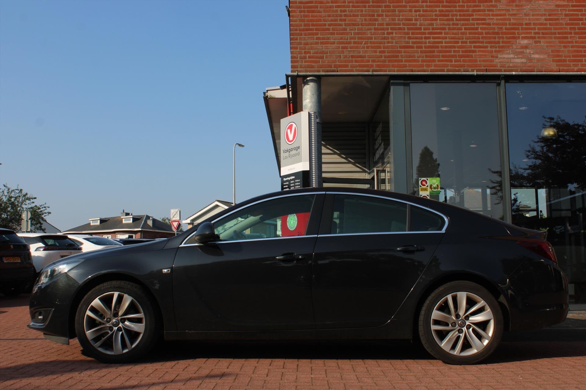 OPEL Insignia 1.6 Turbo *Cosmo* | Trekhaak | Camera | Naviga, Auto's, Opel, 1513 kg, Euro 5, Stof, Gebruikt