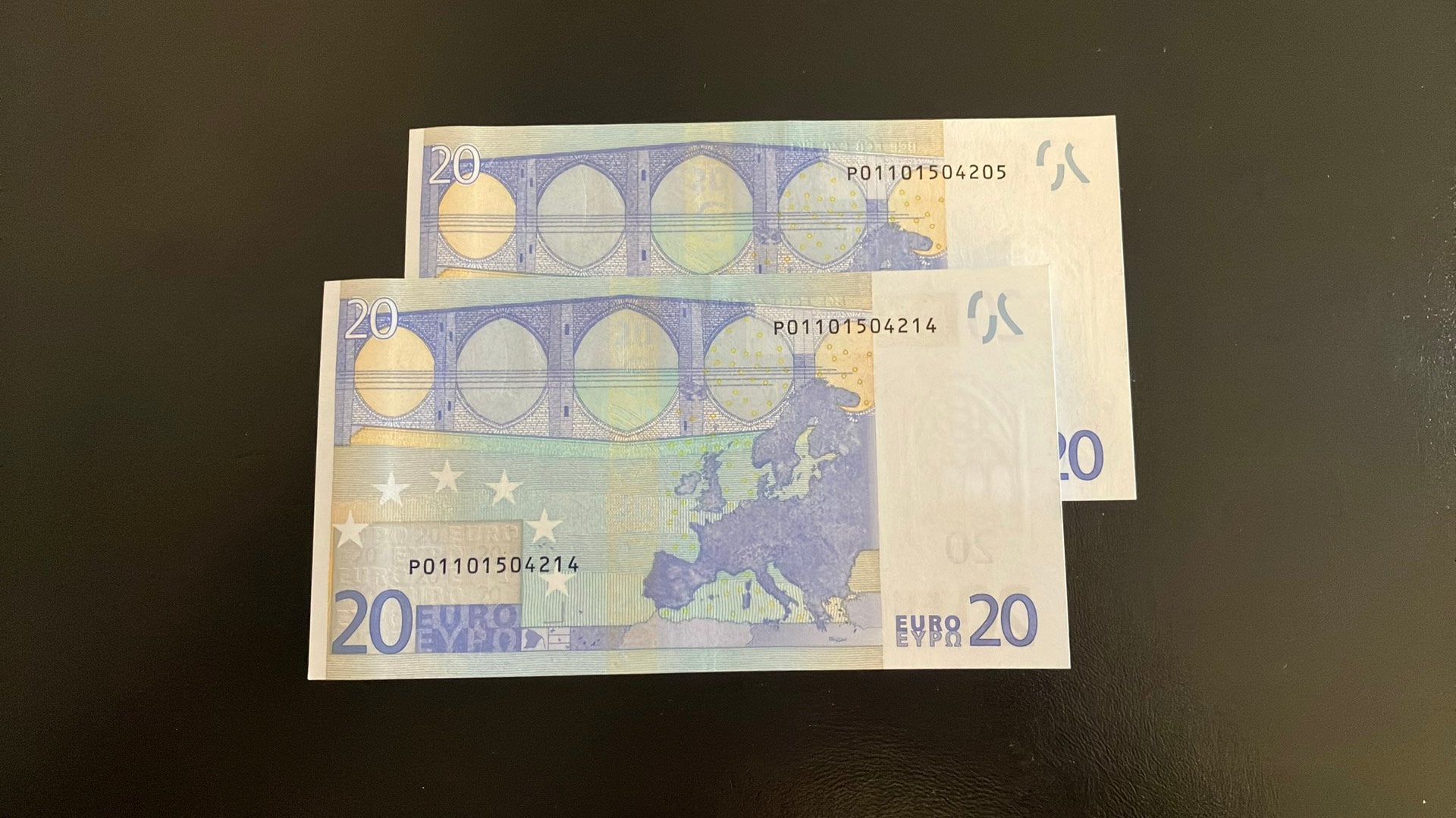2x €20,- Duisenberg - Nederland (P) - oplopende serienummers, Ophalen of Verzenden, Overige landen