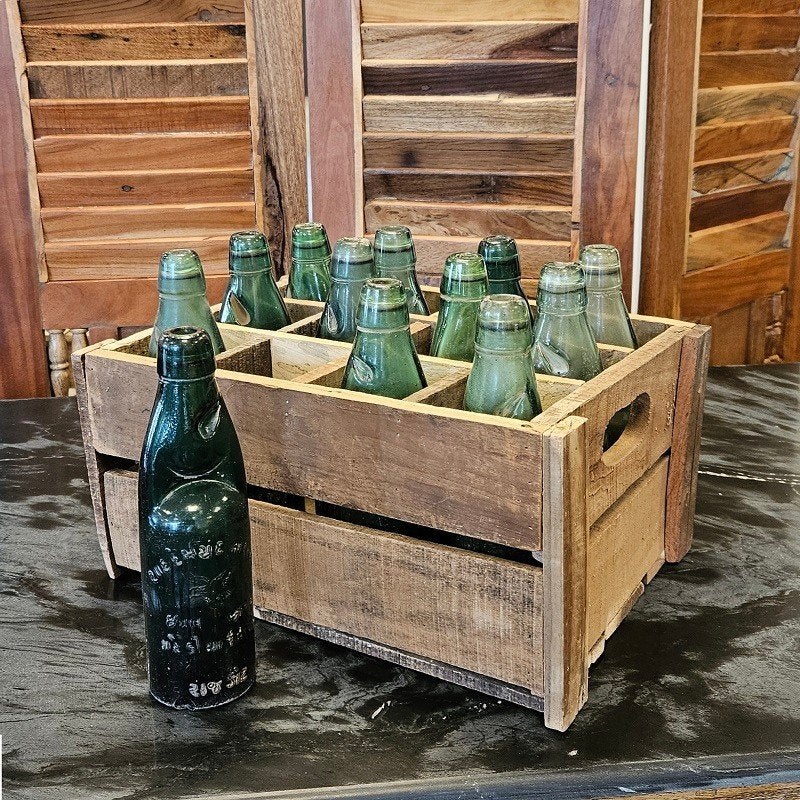 Krat met Flesjes Bierfles Flessenkrat Decoratie Glazen Hout, Ophalen of Verzenden