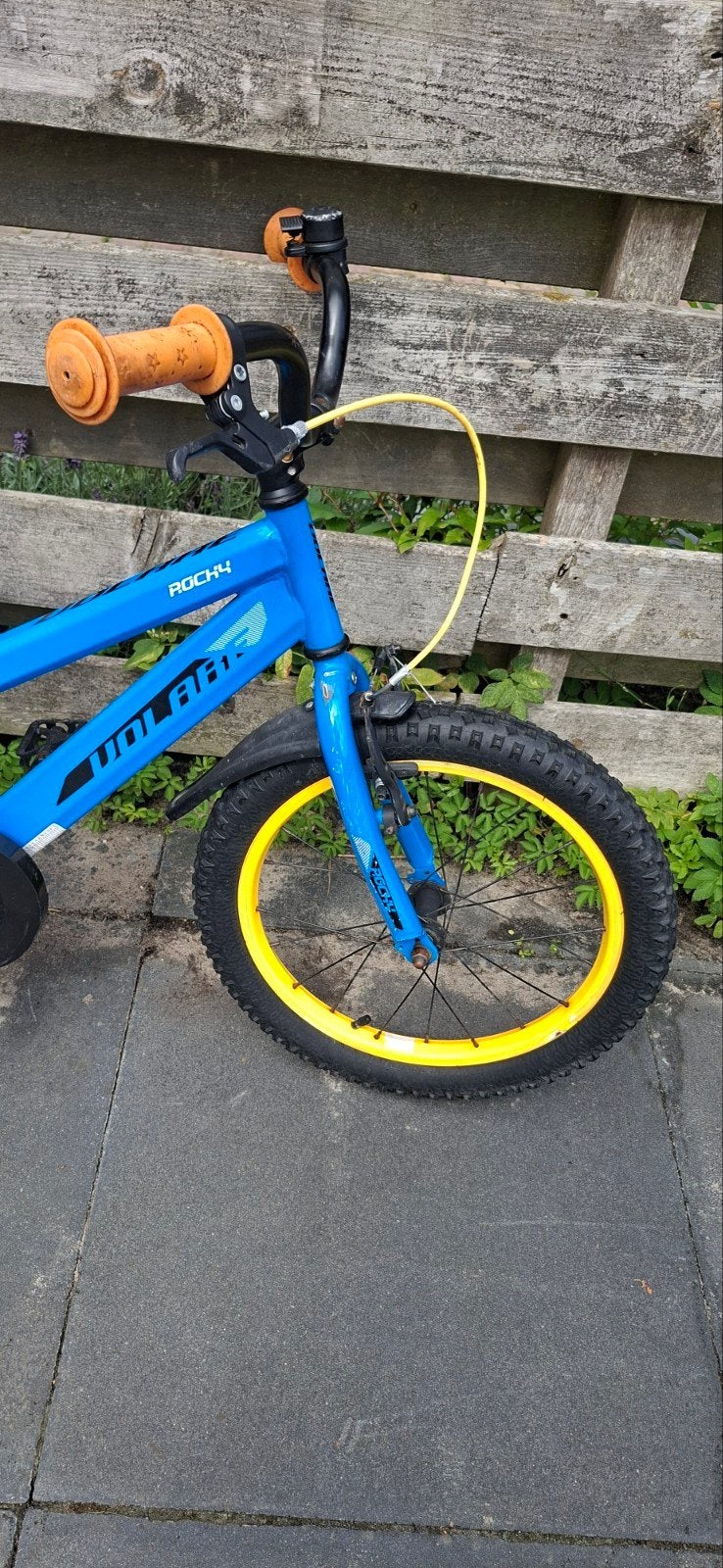 Volare Rocky 18 inch kinderfiets - Blauw met gele velgen, Fietsen en Brommers, Fietsen | Kinderfietsjes, Ophalen, Velgrem, Volare