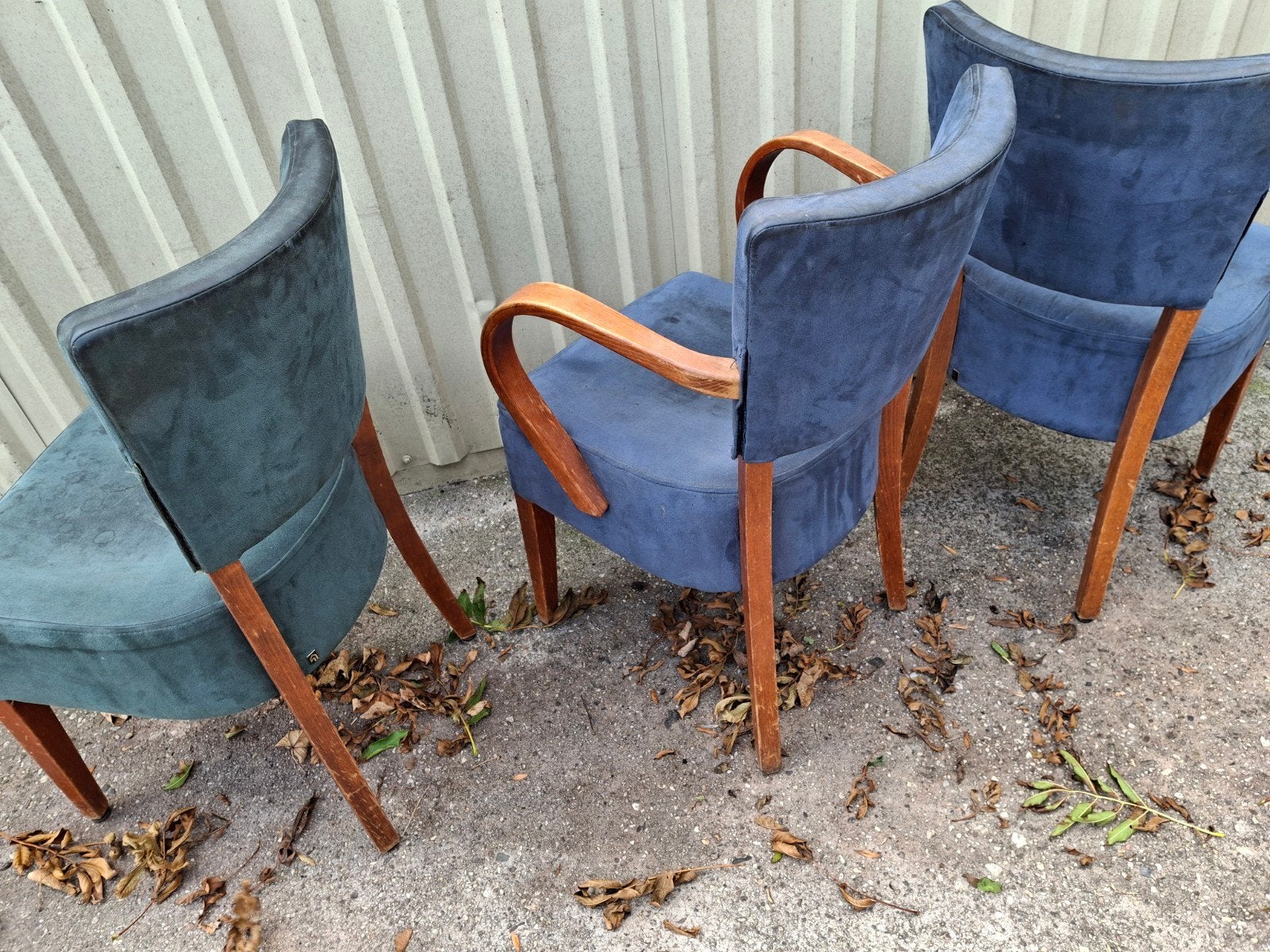 Stoelen voormalig Nonnen Klooster 22 stuks Prijs is per stuk, Ophalen, Gebruikt, Blauw, Vijf, Zes of meer stoelen