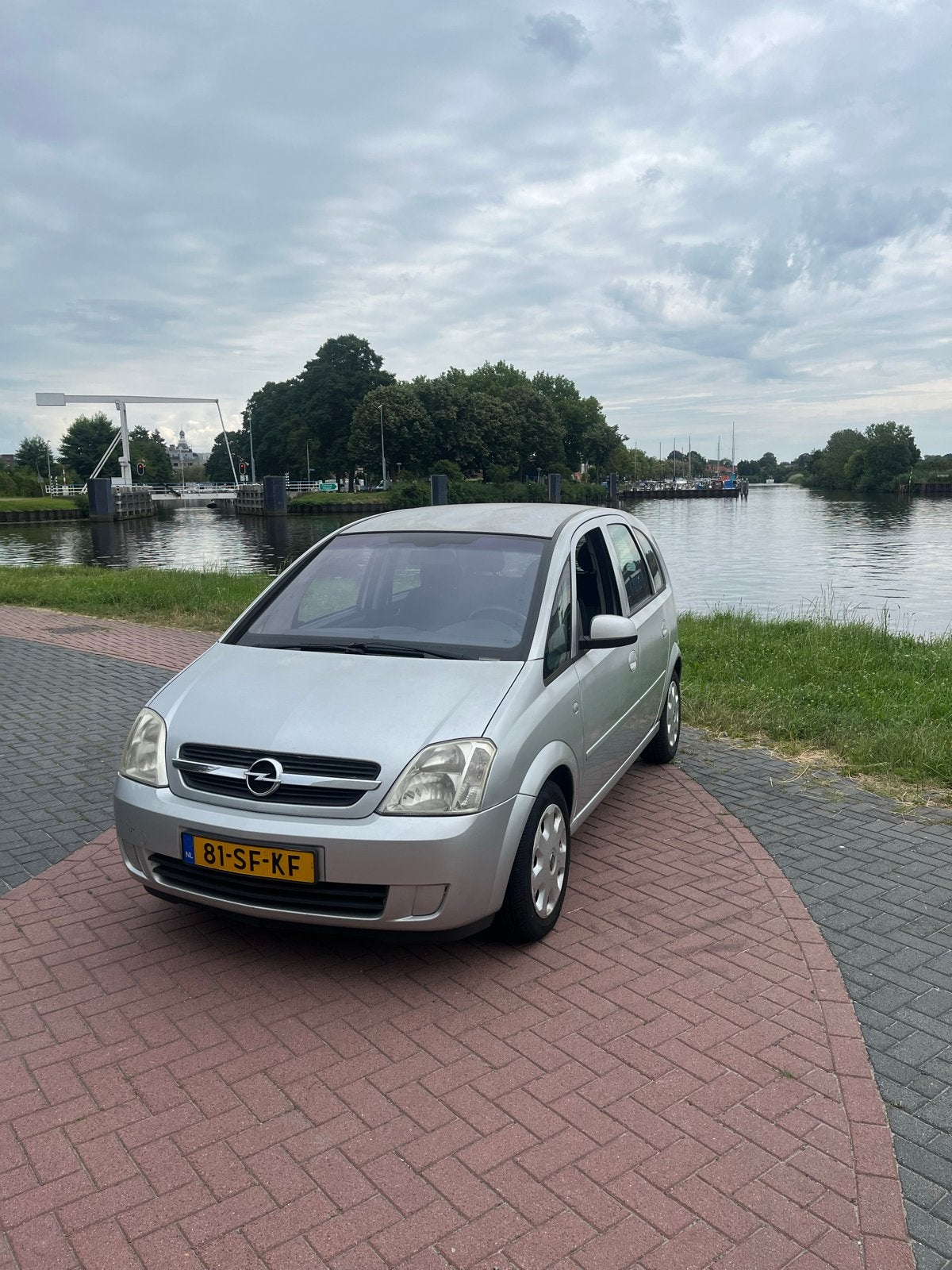 Opel Meriva 1.6 16V Easytronic 2005 Grijs 125.000km NAP, Auto's, Opel, 4 cilinders, 100 pk, 1200 kg, Particulier