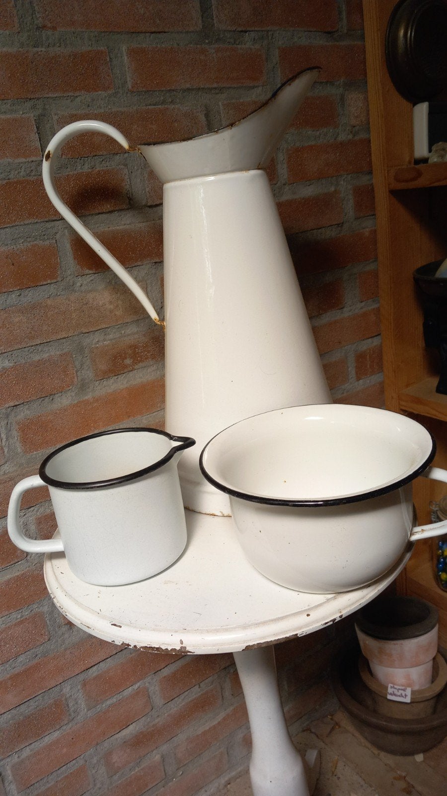 Nostalgische emaille witte set: kan, kom en mok, Antiek en Kunst, Antiek | Emaille, Ophalen of Verzenden