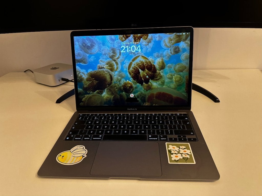 MacBook Air M1 13 inch - 8GB RAM - 2022, Computers en Software, Apple Macbooks, Gebruikt, 256 GB, Qwerty, 8 GB