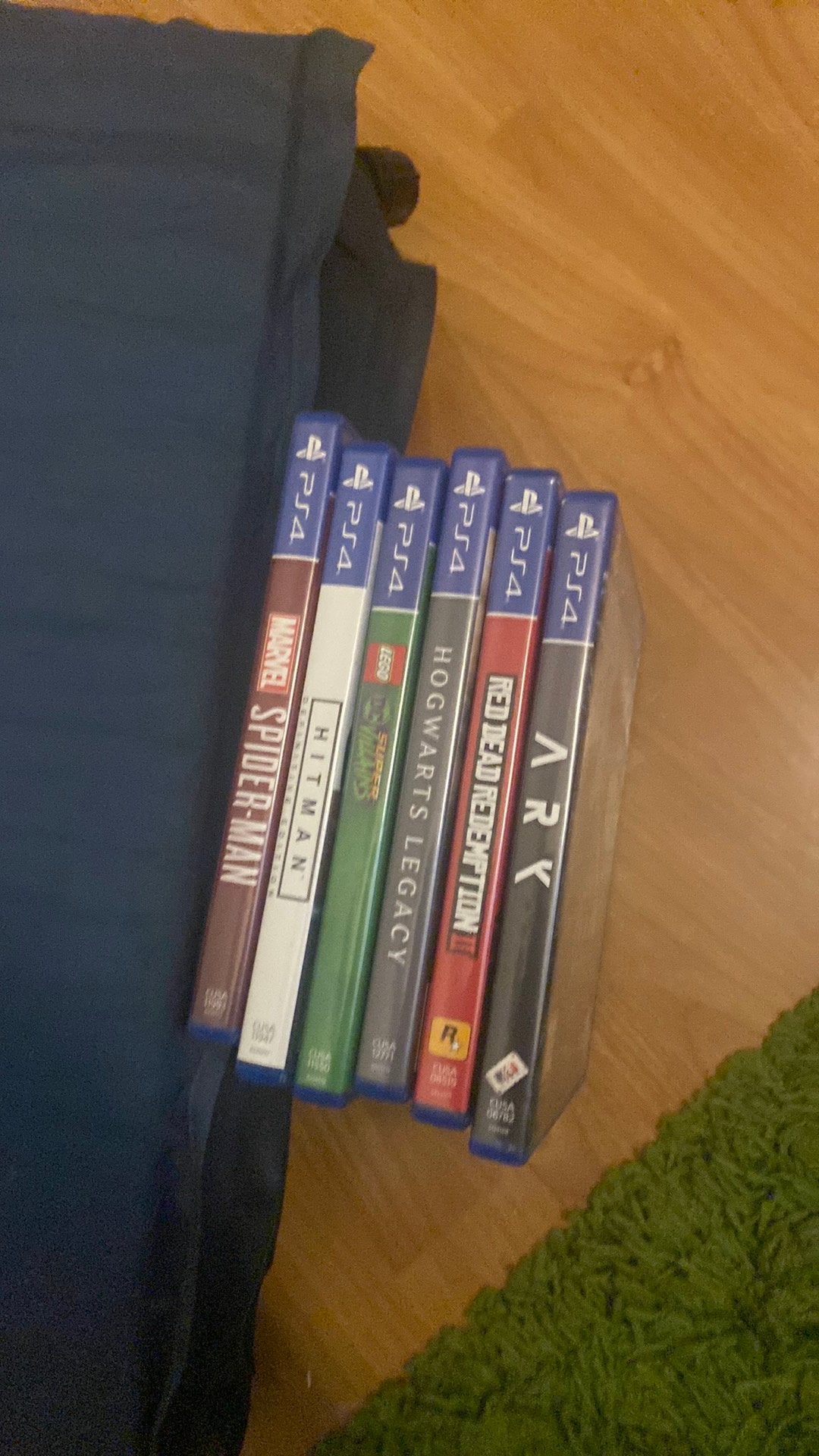 Ps4 games, Ophalen of Verzenden, Zo goed als nieuw, Met 1 controller, Slim