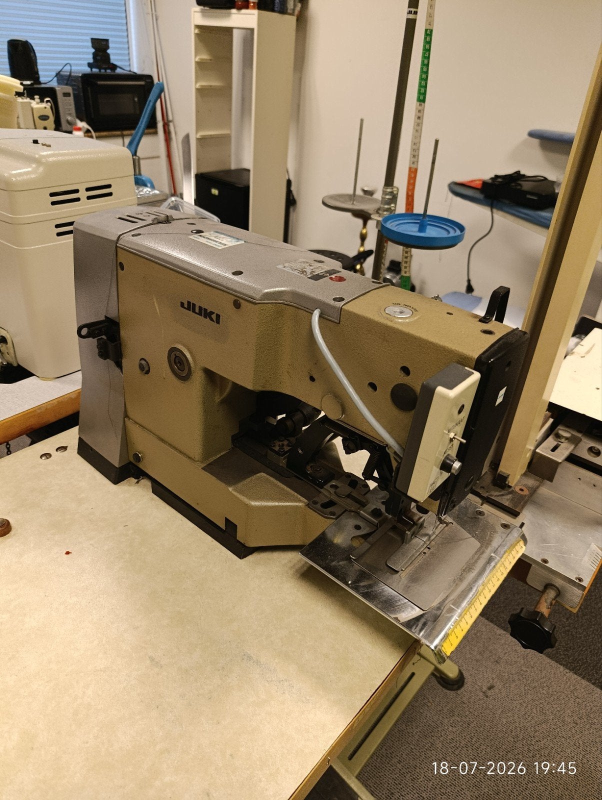 Industriële naaimachine juki gordijnhaakjes plooinaaimachine, Gebruikt, Naaimachine, Industrieel, Ophalen