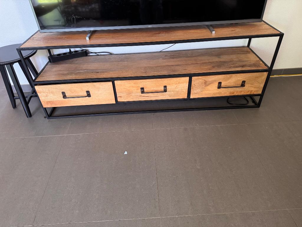 Televisie meubel loods 5, Ophalen, 150 tot 200 cm, Zo goed als nieuw, Minder dan 100 cm
