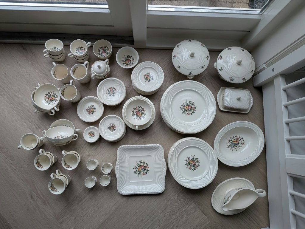 Wedgwood Conway serviescollectie – prachtige staat, Ophalen, Klassiek, Zo goed als nieuw, Wedgwood
