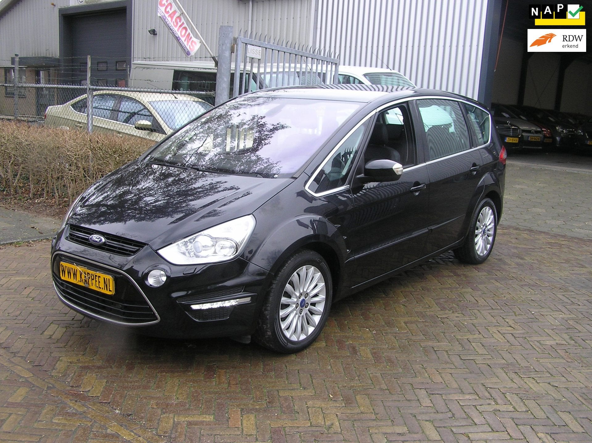 Ford S-Max 1.6 EcoBoost Platinum 251 d km airco navi APK, Auto's, Ford, Voorwielaandrijving, Gebruikt, 4 cilinders, Zwart
