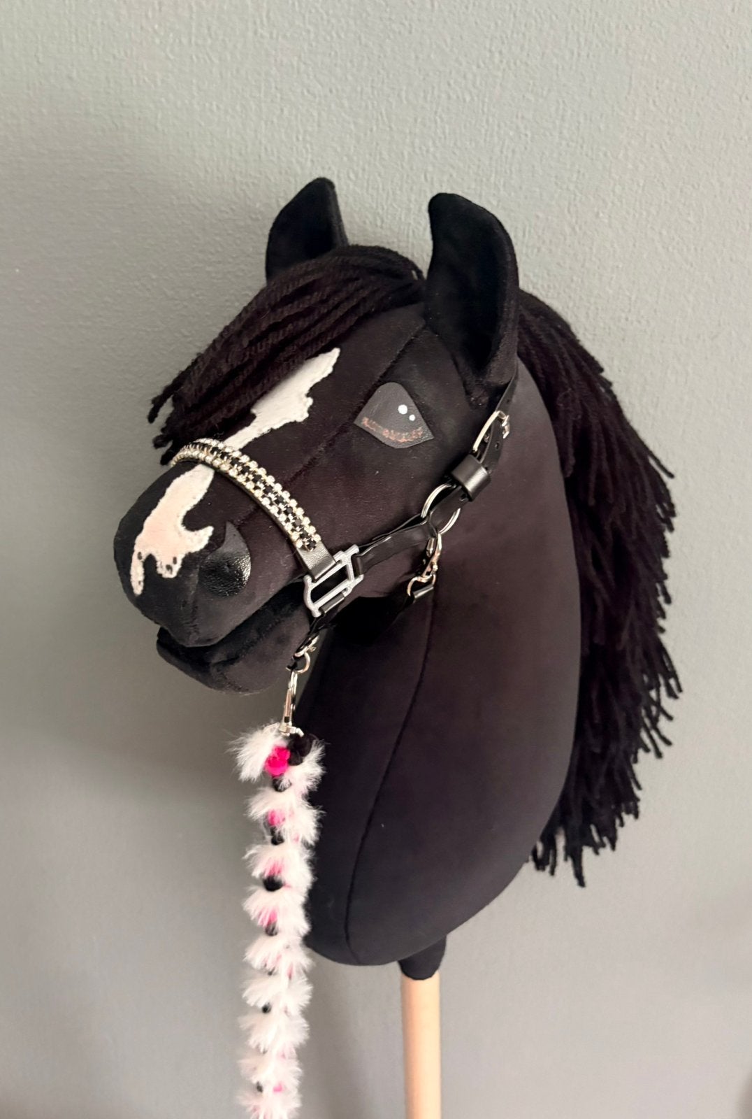 Nieuwe hobbyhorse “Shadow” incl. halster/hoofdstel, Ophalen of Verzenden, Nieuw, Jongen of Meisje