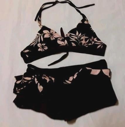 Bikini ,strandjurk,ligbedhanddoek, zwembroek,badlaken, Ophalen of Verzenden, Zo goed als nieuw, Zwart, Bikini