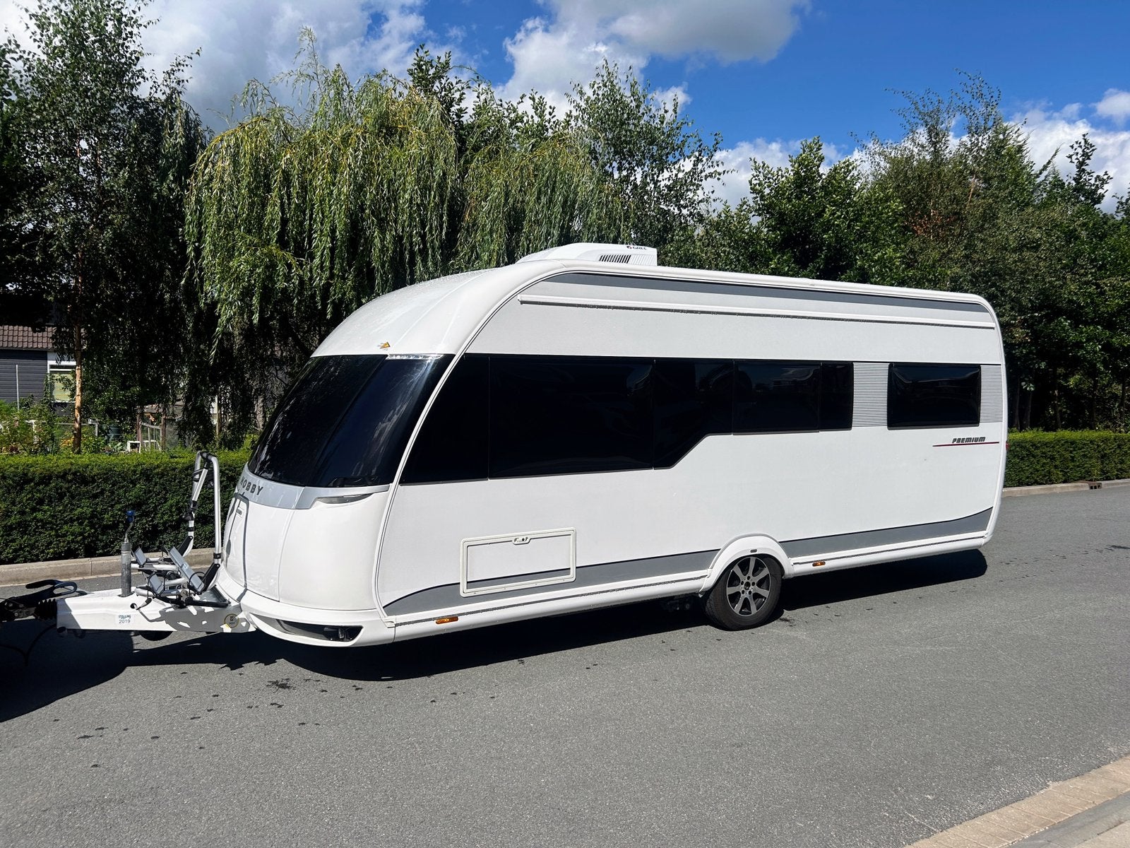 Hobby Premium 540 UFE – 2012 | Ideale gezinscaravan, Rondzit, Hobby, Frans bed, Kachel