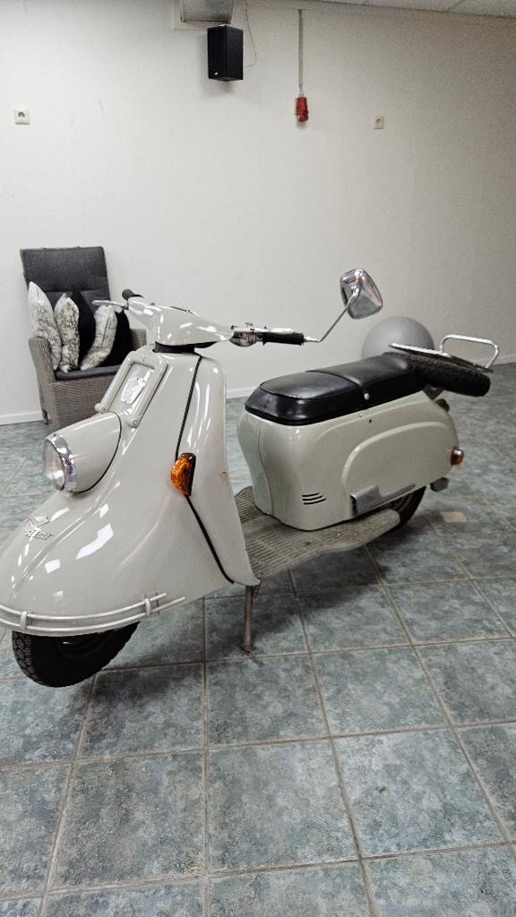 Nette Heinkel Tourist 103 A-1 – NL kenteken – veel onderhoud, Motorrijbewijs A, Overig, 174 cc, Handgeschakeld