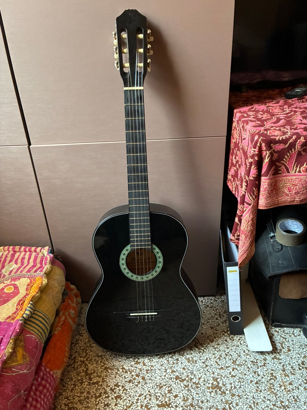 Leuke gitaar te koop met hoes, Ophalen, Zo goed als nieuw, Klassieke of Spaanse gitaar