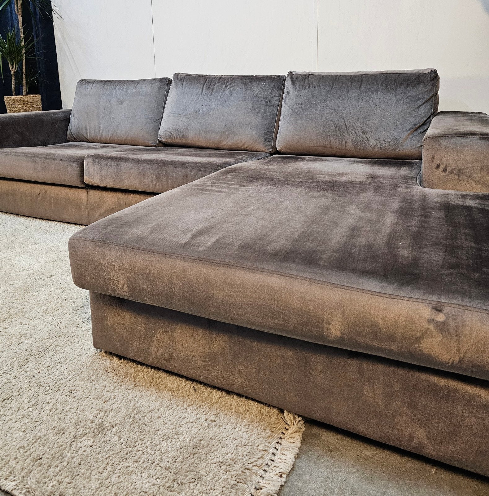Hoekbank Velvet Taupe Champagne Links, Ophalen of Verzenden, Tweelingenlaan 106, Stof, Nijhof Brothers Furniture