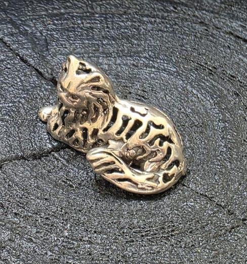 Zilveren miniatuur ajour liggende poes - 800 zilver, Verzenden, Zilver