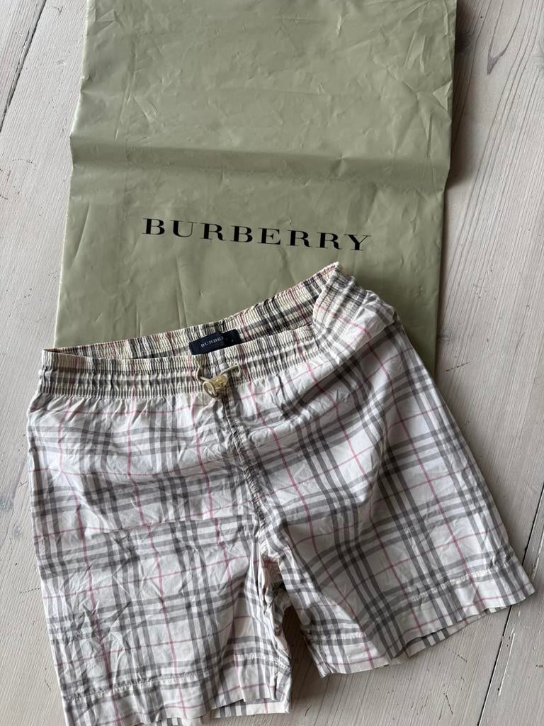 BURBERRY zwembroek/shorts Nova check size 4 (104), Broek, Gebruikt, Ophalen of Verzenden, Jongen
