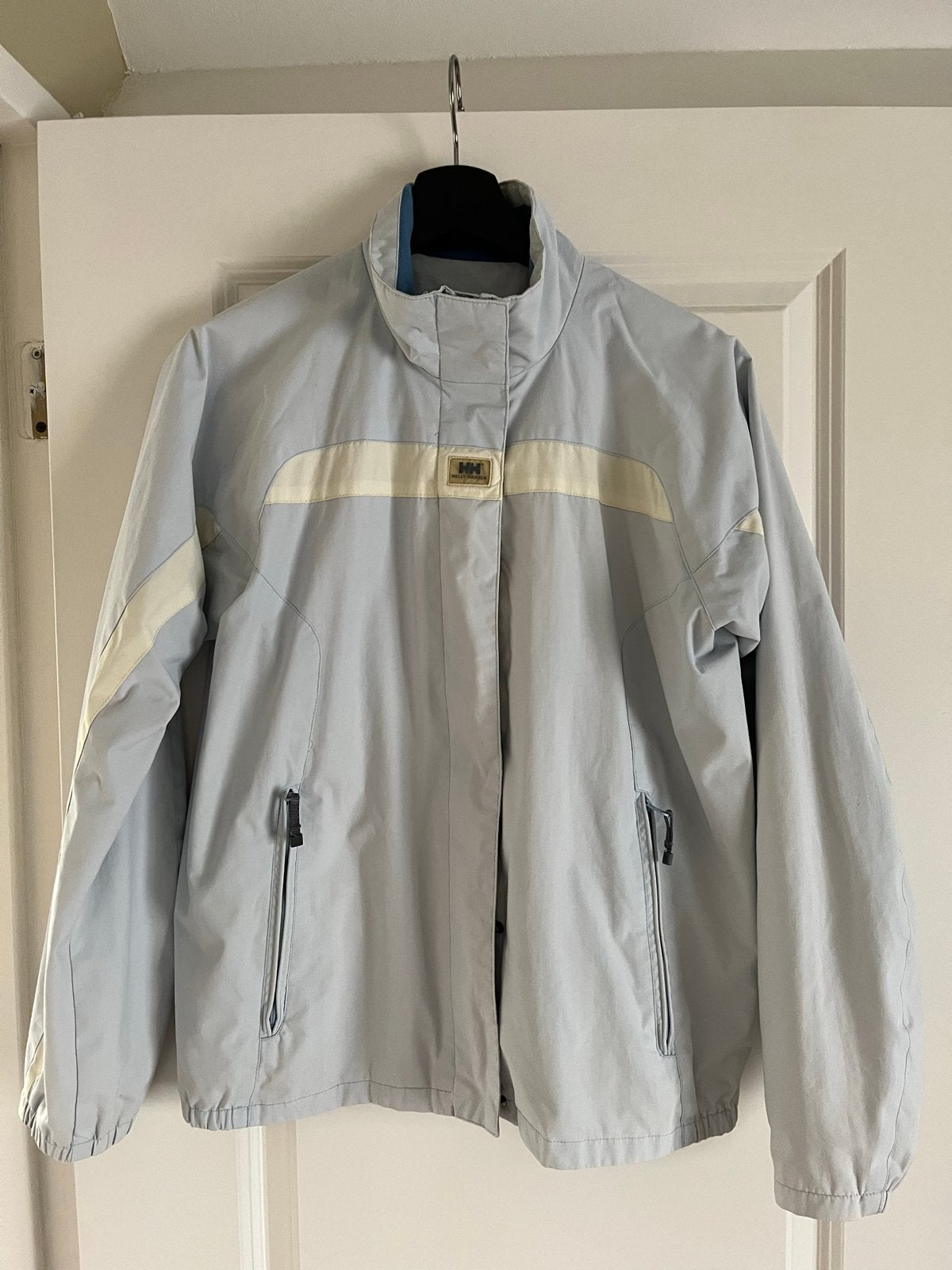 Helly Hansen jas, lichtblauw, maat M, Ophalen of Verzenden, Zo goed als nieuw, Maat 38/40 (M), Blauw