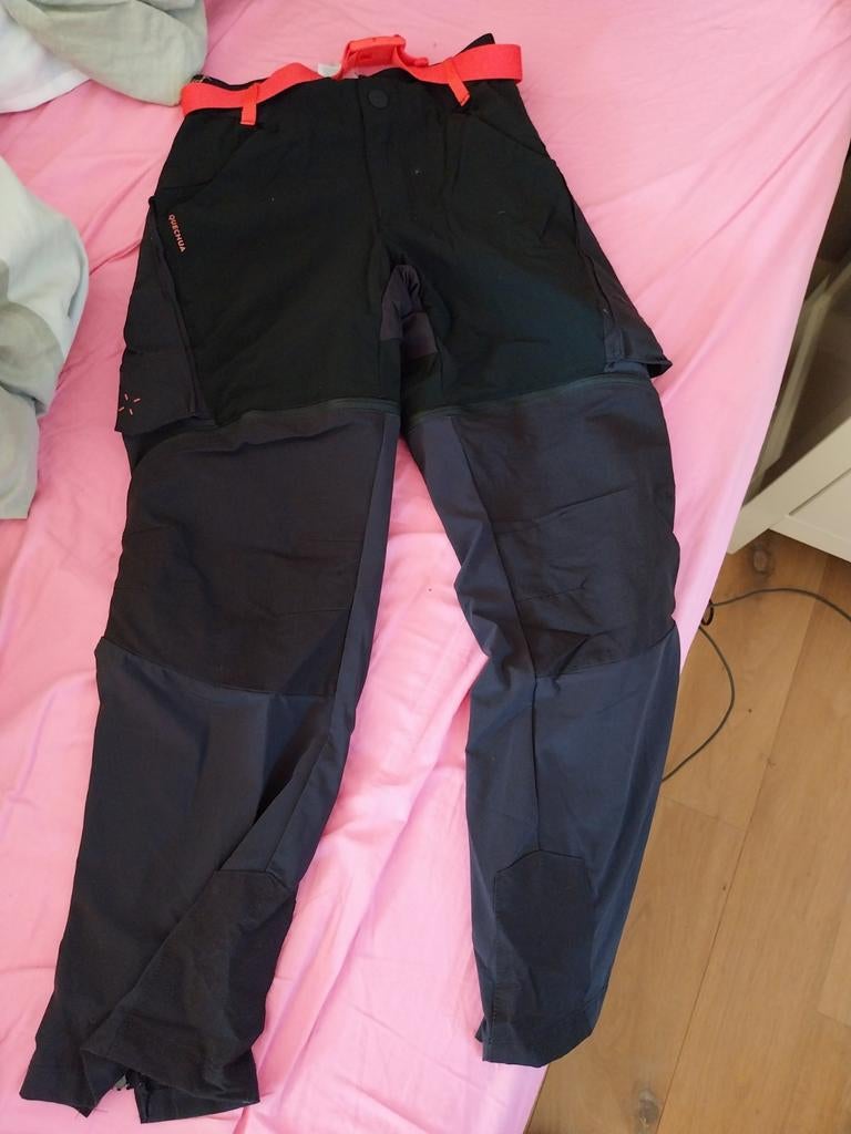 Quechua afritsbroek maat 132-140 - Zo goed als nieuw, Quechua, Zwart, Overige maten, Ophalen of Verzenden