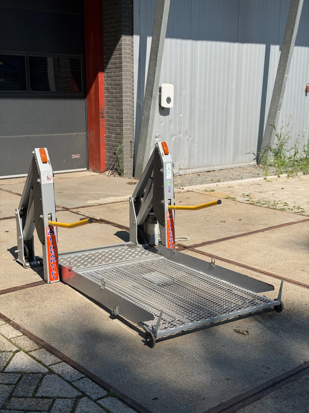 Bruns AMF LINEARLIFT Rolstoellift 400 KG, Diversen, Ophalen, Inklapbaar, Gebruikt, Elektrische rolstoel