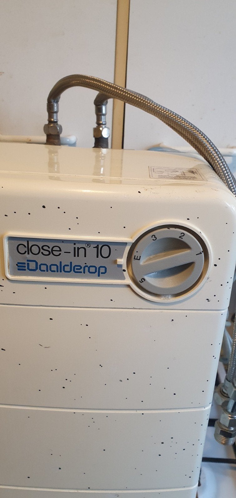 Daalderop Close-in 10 liter boiler, Doe-het-zelf en Verbouw, Geisers en Boilers, Gebruikt, Minder dan 20 liter, Ouder dan 10 jaar