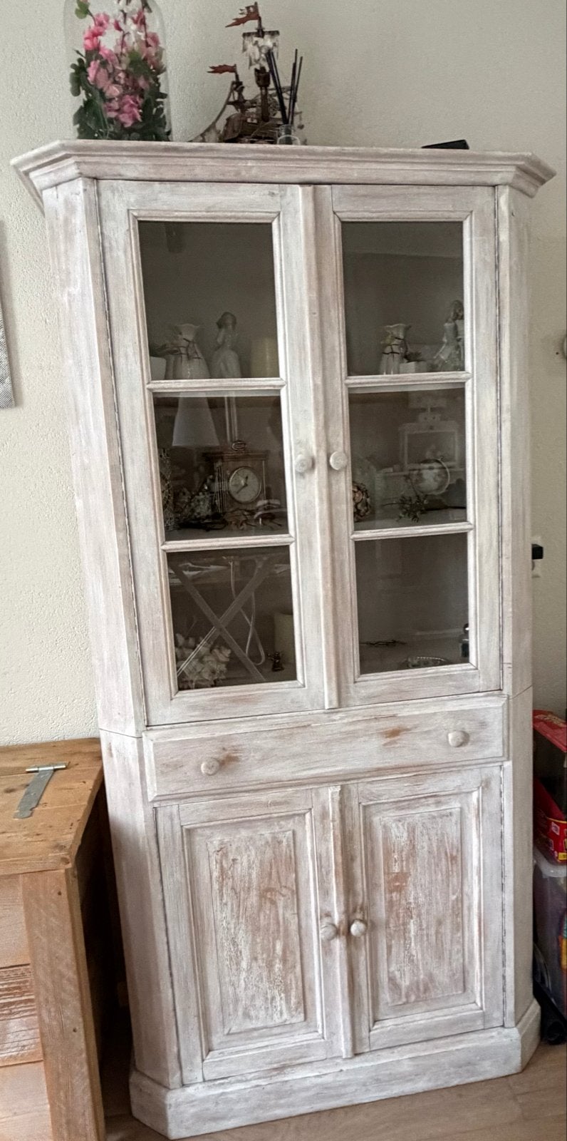 Landelijk wit dressoir en hoekkast  prijs is voor beide, Huis en Inrichting, Ophalen, Gebruikt, 150 tot 200 cm, Landelijk brocant whitewash