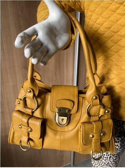 Okergele leren handtas, Sieraden, Tassen en Uiterlijk, Tassen | Damestassen, Ophalen of Verzenden, Zo goed als nieuw, Geel, Handtas