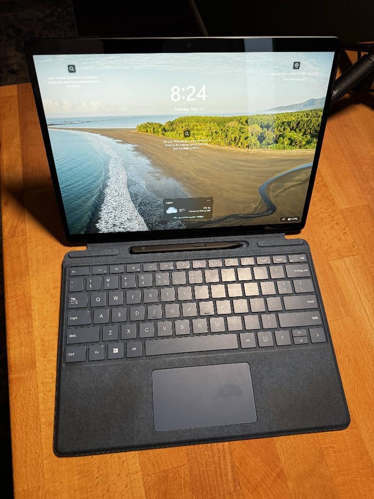 Microsoft Surface Pro 9 i7 / 16GB / 256GB + Keyboard + Pen 2, Computers en Software, 13 inch of meer, Ophalen of Verzenden, Zo goed als nieuw