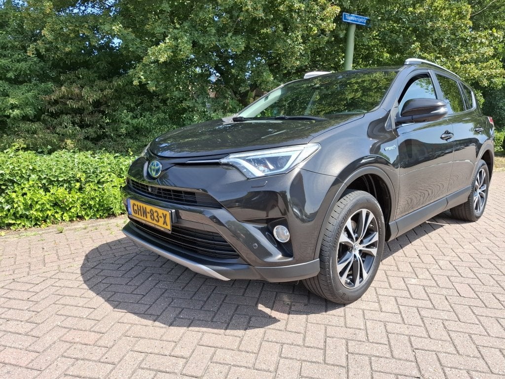Toyota RAV4 2.5 Hybrid AWD Style (bj 2017, automaat), Auto's, Automaat, 12 maanden, Gebruikt, Euro 6