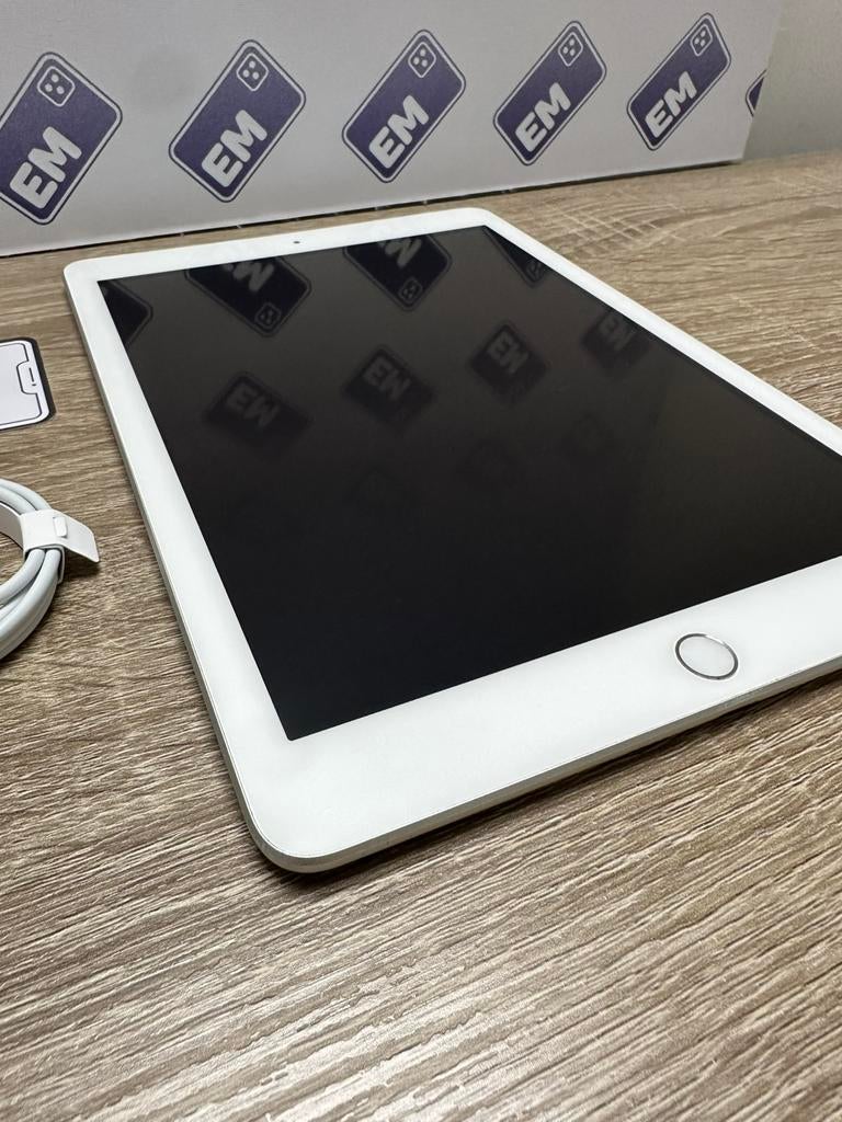 iPad 5 (2017) - 32GB / WIFI+CEL / garantie, Computers en Software, Apple iPads, 10 inch, 32 GB, Apple iPad, Ophalen of Verzenden