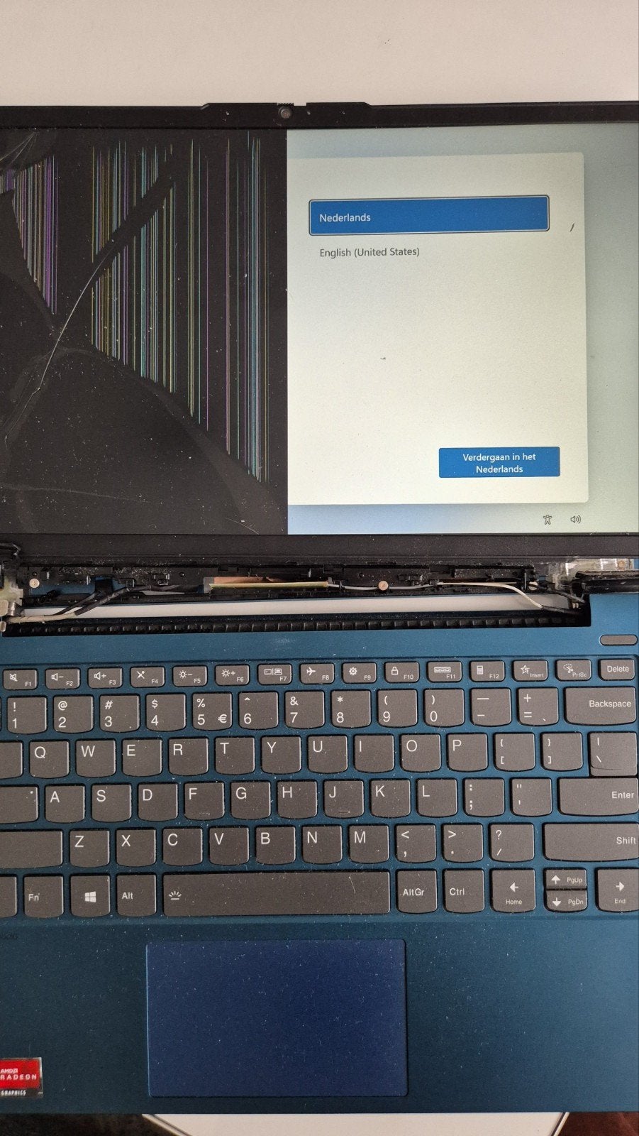 Lenovo IdeaPad 5 (14 inch) - Scherm defect, voor onderdelen, Ophalen, Met videokaart, 2 tot 3 Ghz, 14 inch