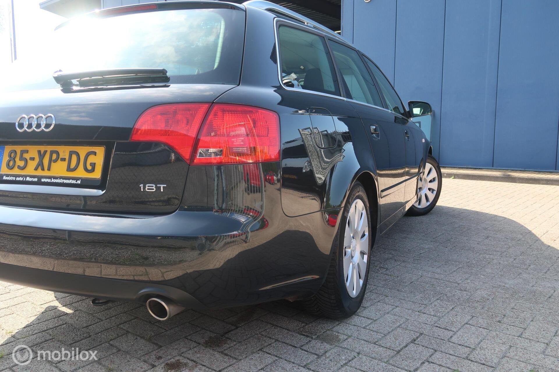 Audi A4 Avant 1.8 Turbo Advance, Auto's, Voorwielaandrijving, Gebruikt, Zwart, A4