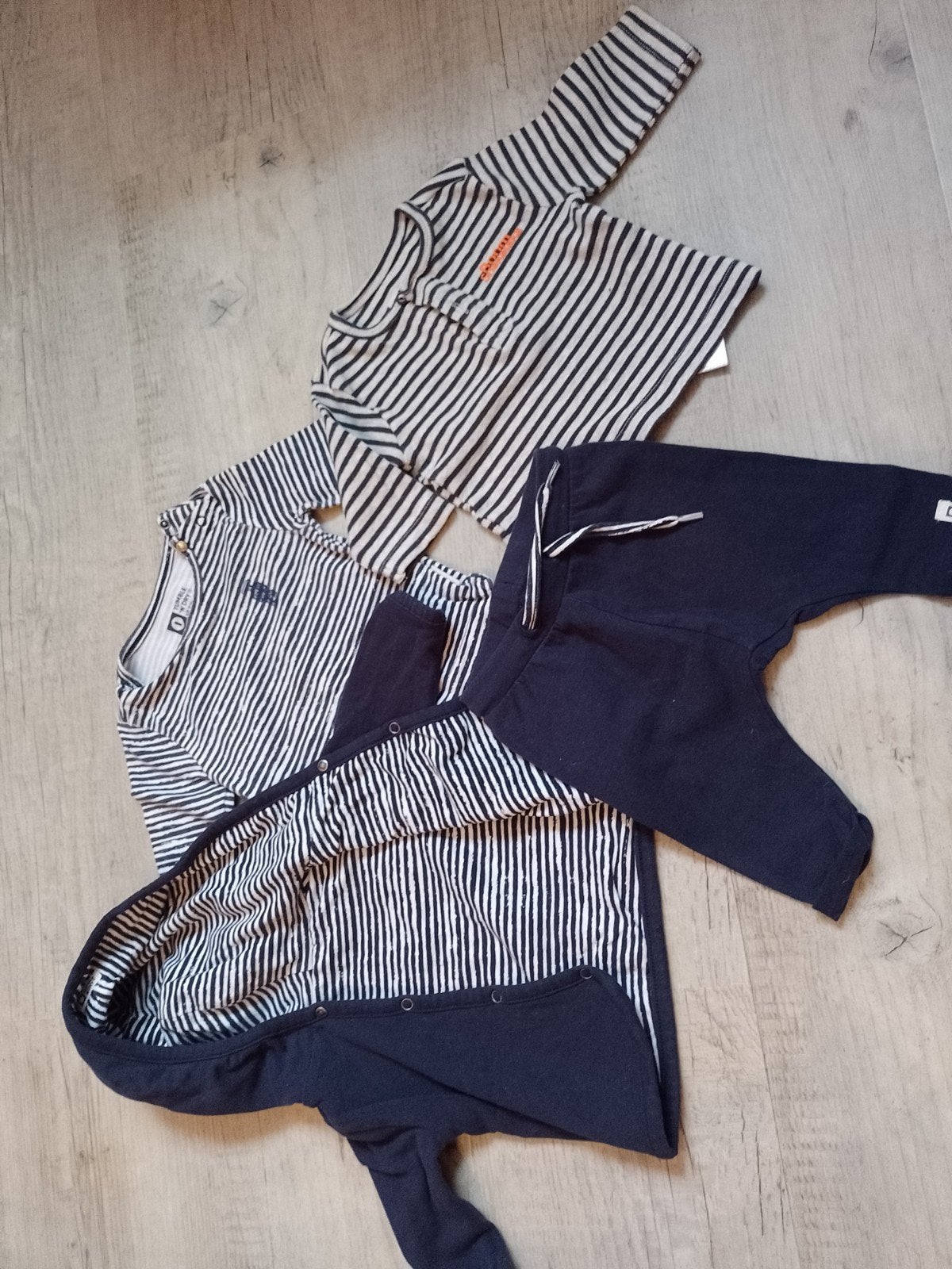 Tumble 'n Dry setje maat 50: jasje, broekje, 2 shirtjes, Tumble 'n Dry, Jongetje of Meisje, Ophalen of Verzenden, Zo goed als nieuw