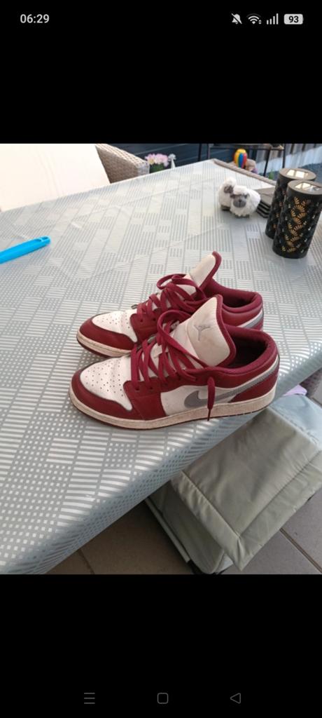 Nike Air Jordan 1 Low Bordeaux - Maat 40, Kleding | Dames, Schoenen, Nike Jordan, Ophalen of Verzenden, Rood, Sneakers of Gympen