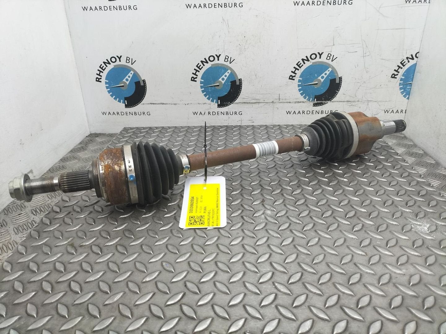 FORD PUMA Titanium AANDRIJFAS L L1T63B437BC, 2679030 2024, Ophalen of Verzenden, Gebruikt, ARN erkend