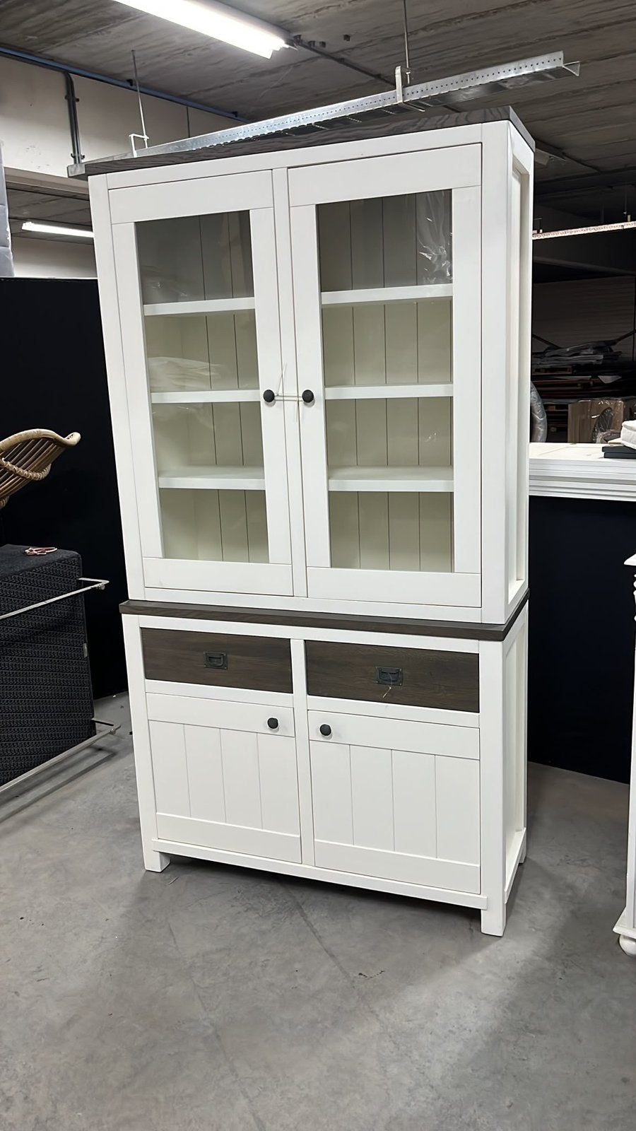 Nieuw!buffetkast en dressoir eettafel en salontafel eiken, Ophalen, 100 tot 150 cm, Zo goed als nieuw, Met lade(s)