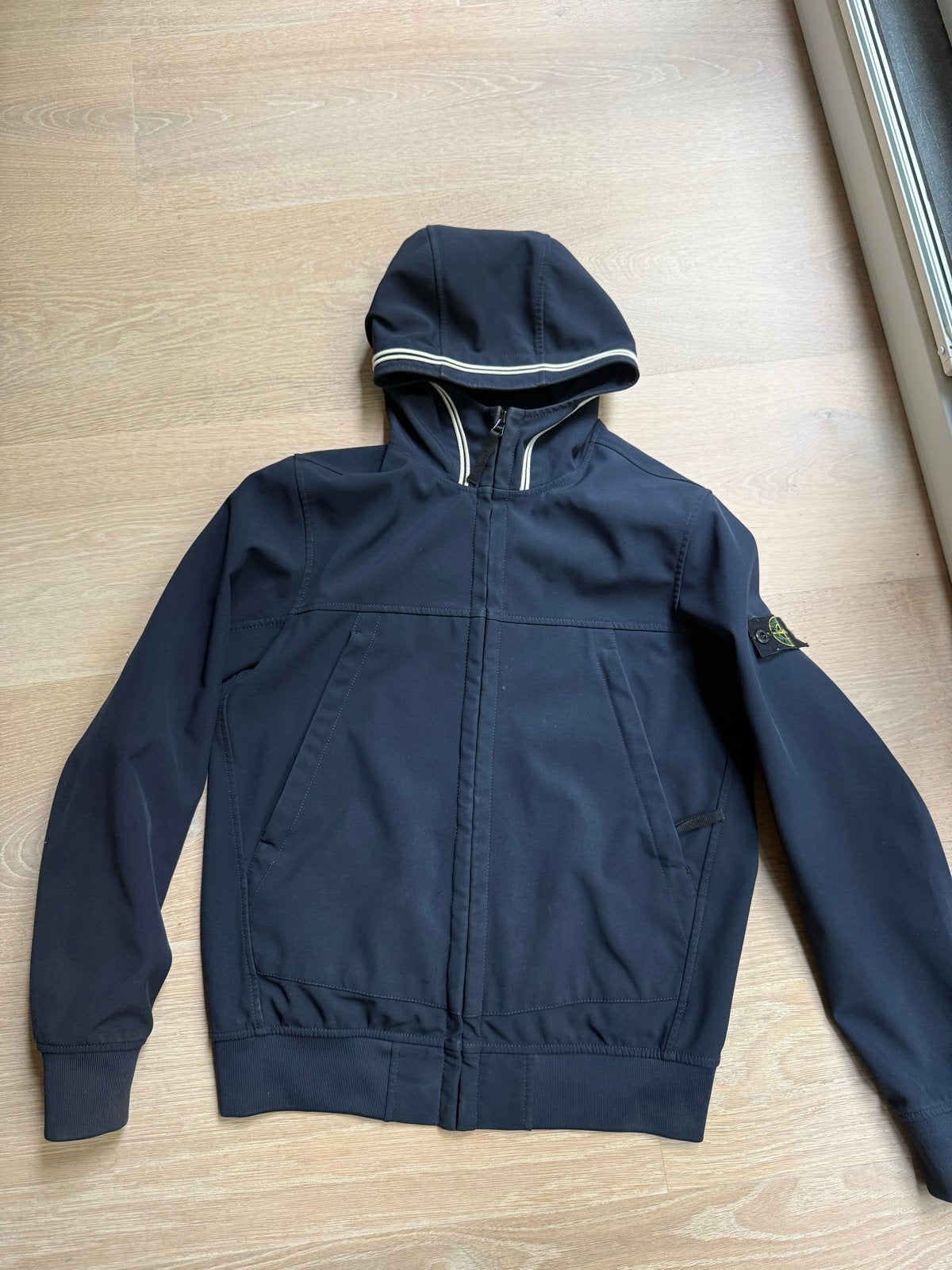 Stone Island Jr Softshell jas Donkerblauw maat 14, Kinderen en Baby's, Ophalen of Verzenden, Gebruikt, Jongen, Jas