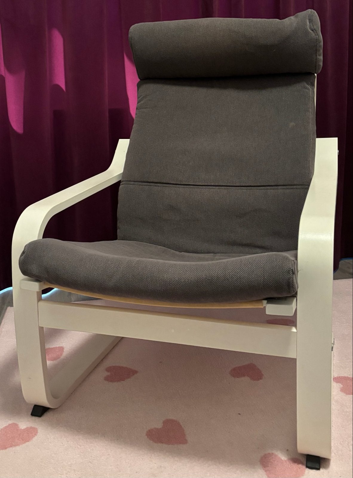 IKEA Poäng fauteuil met donkergrijs kussen, Huis en Inrichting, Stoelen, Ophalen, Gebruikt, Hout, Eén