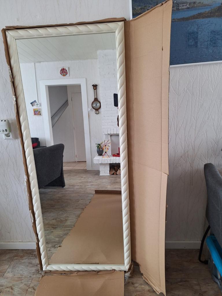 Mooie grote spiegel, Huis en Inrichting, Woonaccessoires | Spiegels, Ophalen, Zo goed als nieuw, Rechthoekig, Minder dan 100 cm