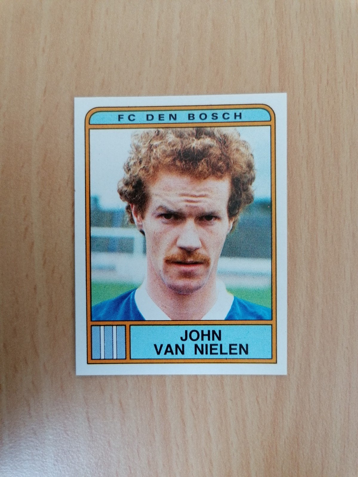 Panini Voetbal 84 #47 John van Nielen-FC Den Bosch., Ophalen of Verzenden, Zo goed als nieuw, Sticker