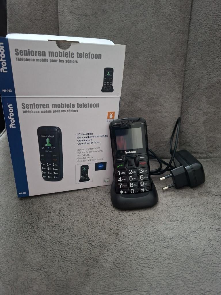 senioren mobiele telefoon, Ophalen, Geen camera, Zwart, Zo goed als nieuw