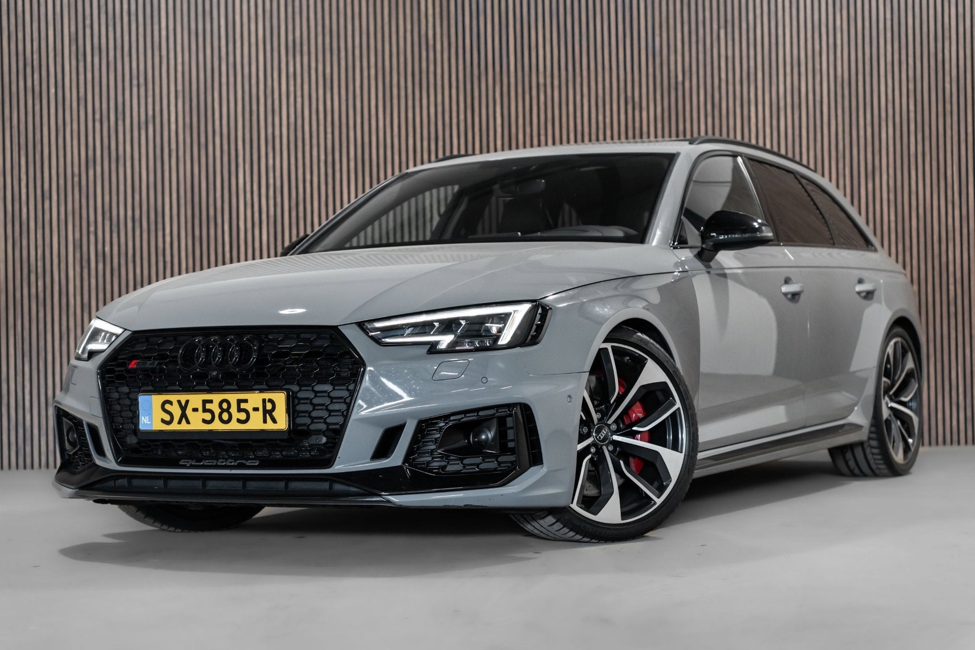 Audi A4 Avant 2.9 TFSI RS4 quattro Pano Leder B&O LED Head u, Auto's, Automaat, Dealer onderhouden, A4, Vierwielaandrijving