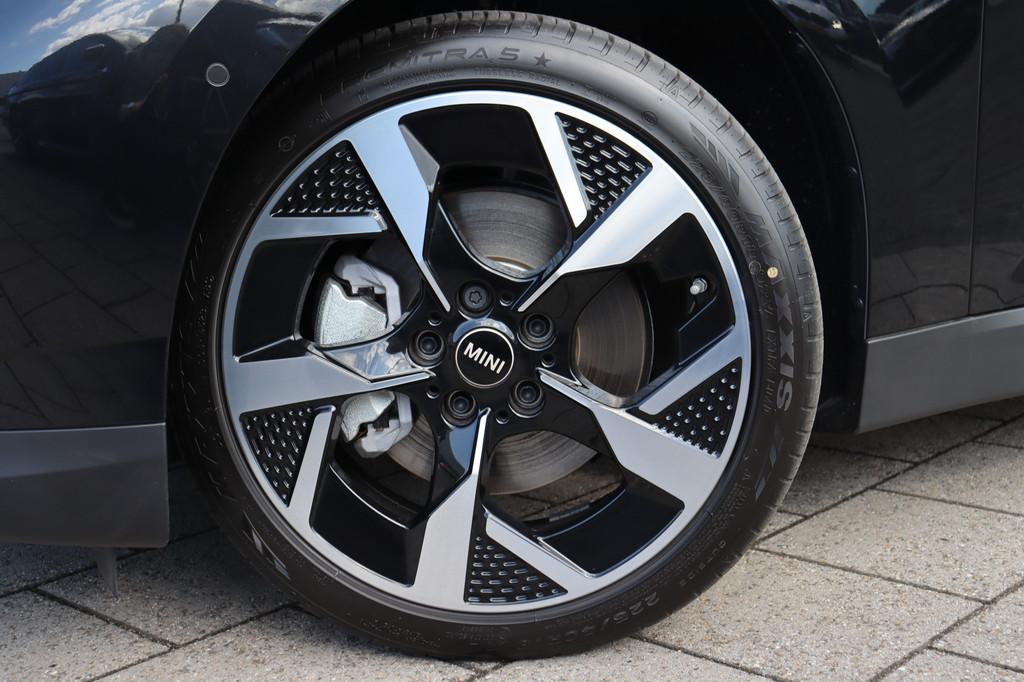 MINI Cooper SE / Classic / Pakket M / 18 inch Slide Spoke 2-, Auto's, Mini, Stof, Zwart, 4 stoelen, Nieuw
