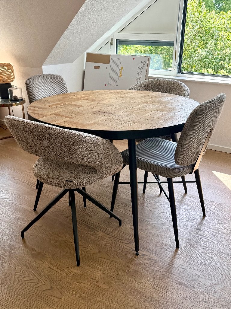 Ronde eettafel met vier stoelen, Ophalen, Gebruikt, 4 tot 6 stoelen