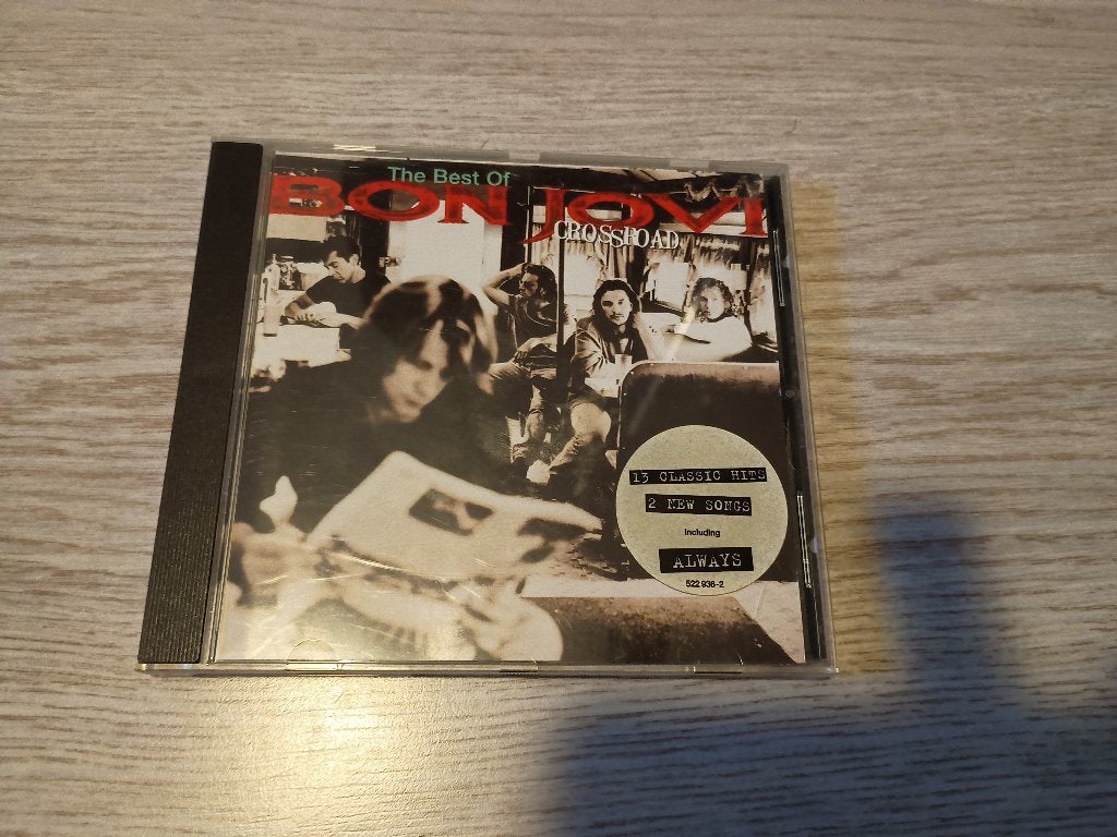 Cd The best Of Bom Jovi Crossroad, Ophalen of Verzenden, Zo goed als nieuw, Inclusief boekje, Poprock