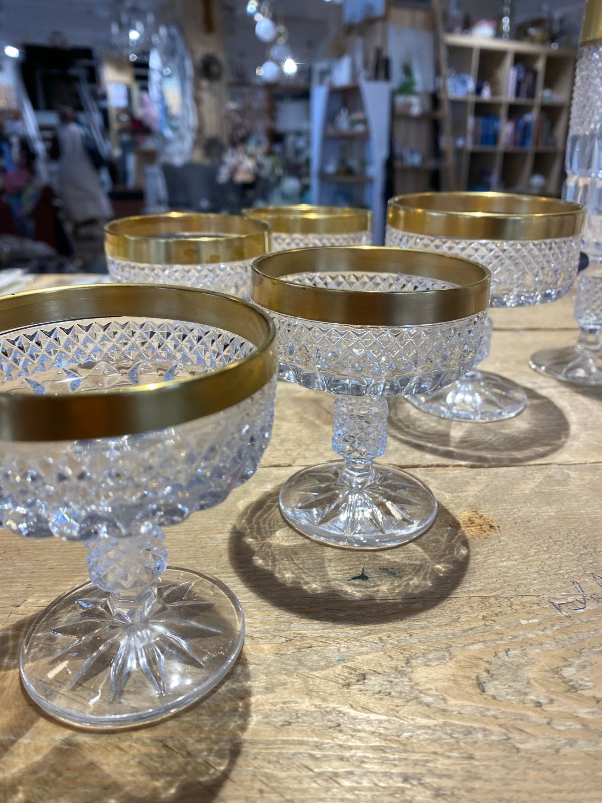 Prachtige antieke kristallen glazen. Met gouden rand, Antiek en Kunst, Ophalen