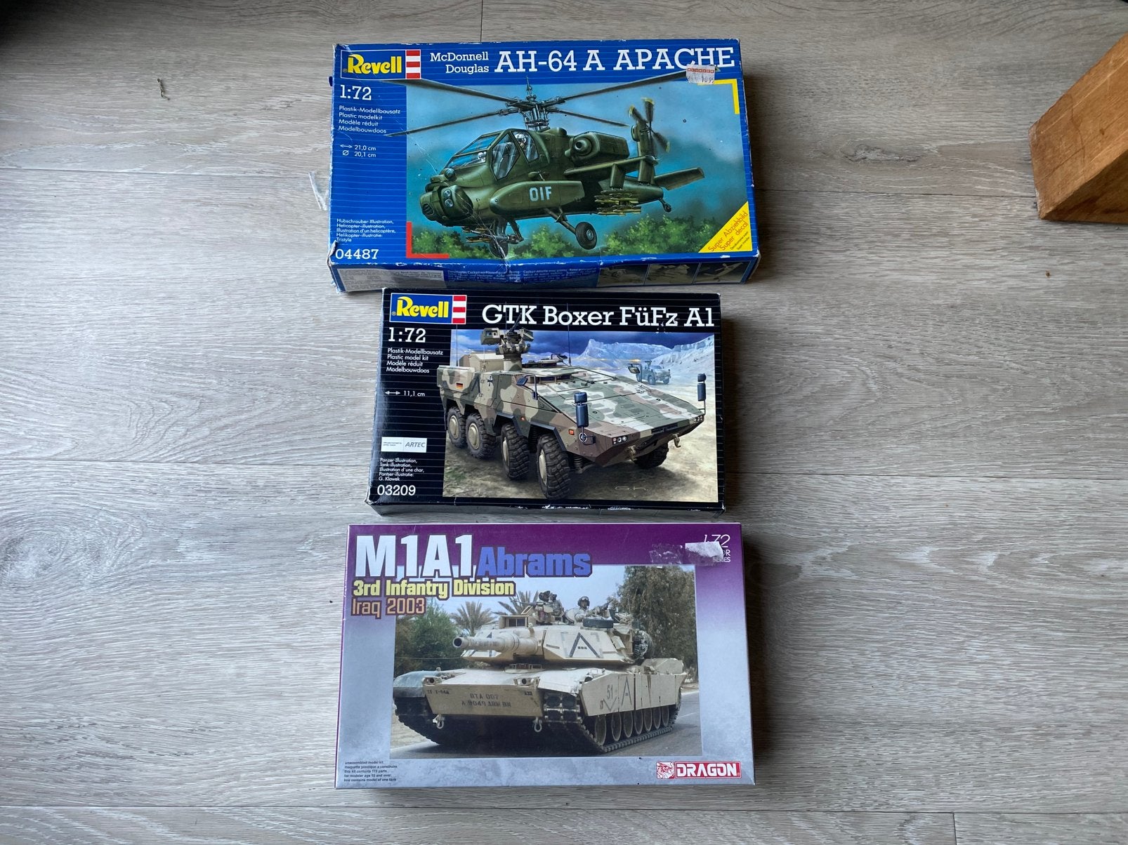 3 legervoertuigen 1:72, Ophalen of Verzenden, Gebruikt, 1:50 of kleiner, Overige merken