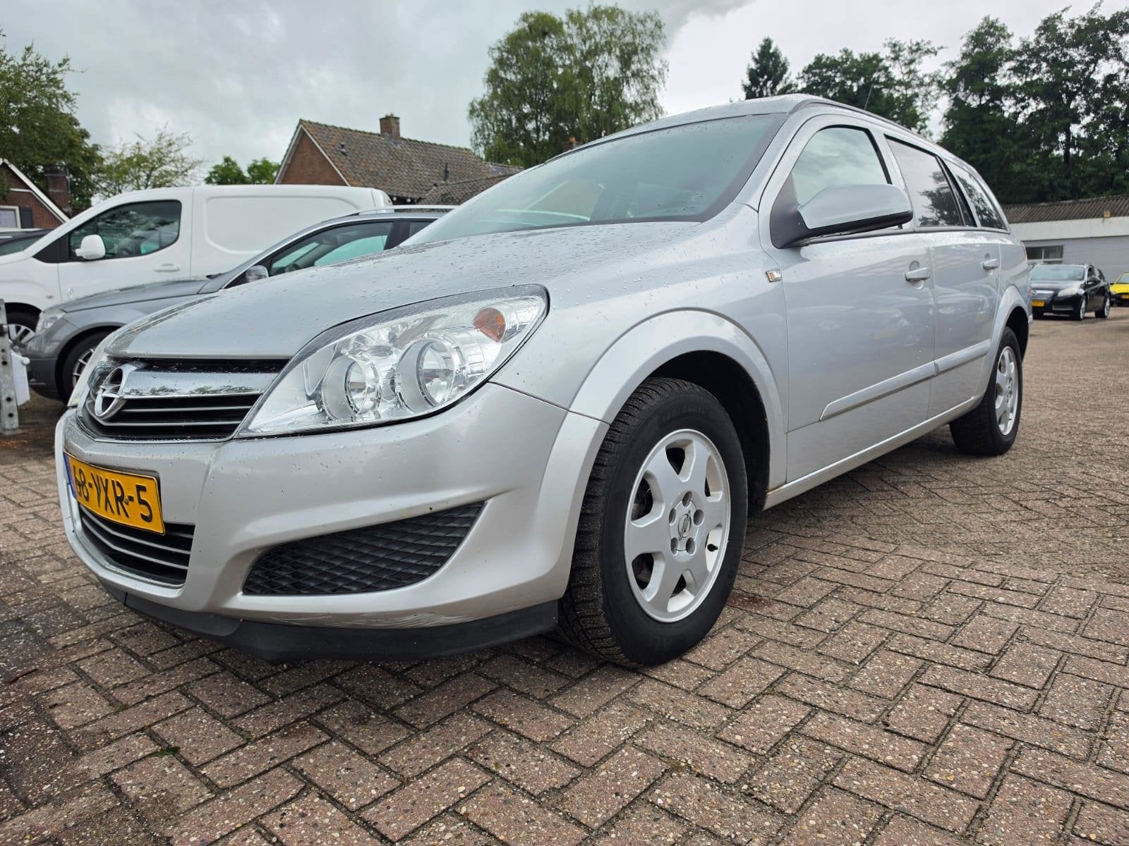 Opel Astra 1.7 CDTi Enjoy ( GRIJS KENTEKEN), Voorwielaandrijving, 1345 kg, Stof, Gebruikt