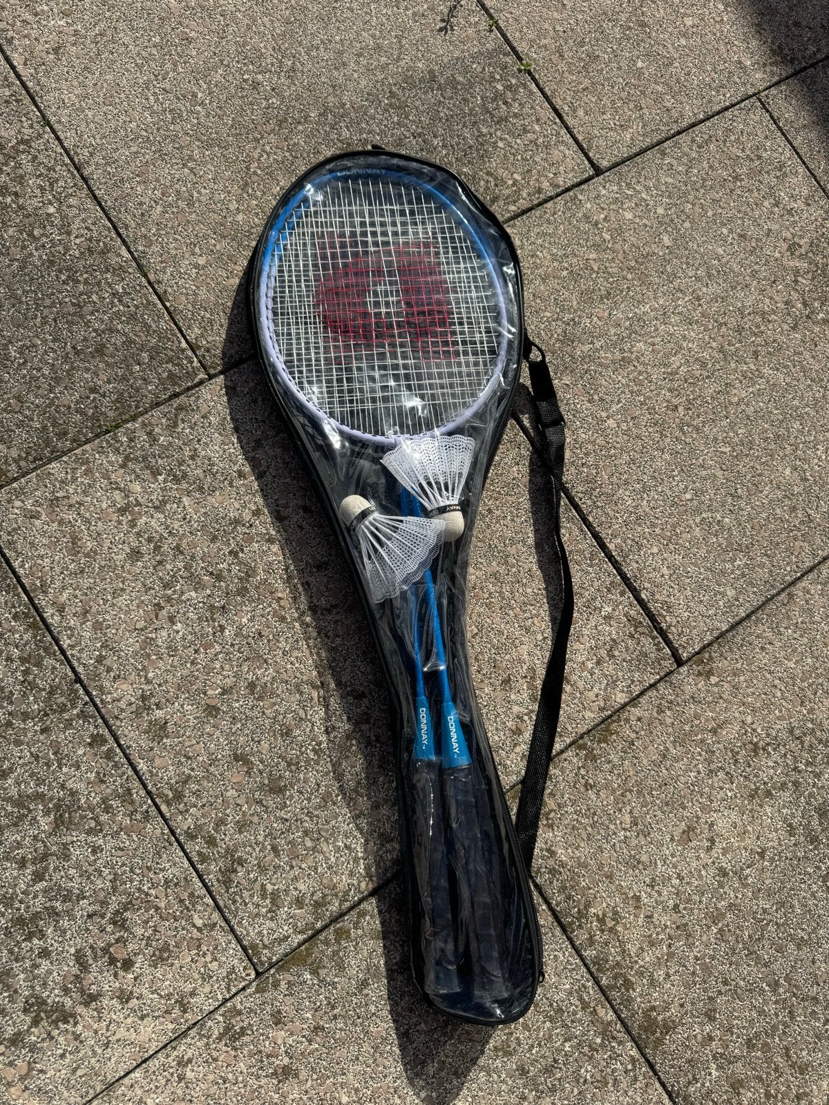Badminton set met rackets en shuttles, Sport en Fitness, Ophalen of Verzenden, Zo goed als nieuw, Racket(s)